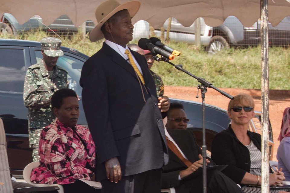 UK High Commissioner supports Uganda's universal bednet campaign - GOV.UK