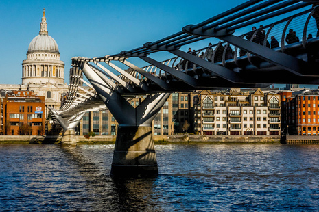 Millenium Bridge by Ben Cremin https://www.flickr.com/photos/bencremin/ creative commons license