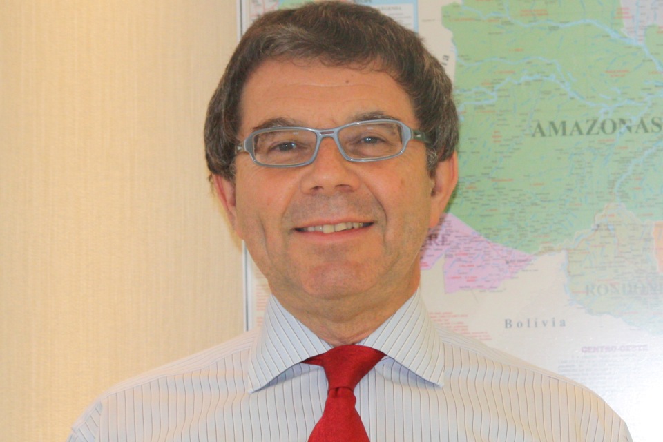 Ambassador Alan Charlton
