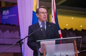The British Embassy in Caracas celebrated H.M. Queen’s 90th Birthday Party with a reception attended by diverse political and economic sectors of Venezuelan society.