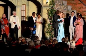 Much Ado About Nothing - Shakespeare romantic comedy about Benedick and Beatrice's love story