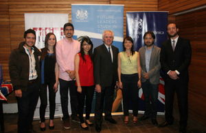 Embajada Británica despidió a los becarios Chevening 2016-2017