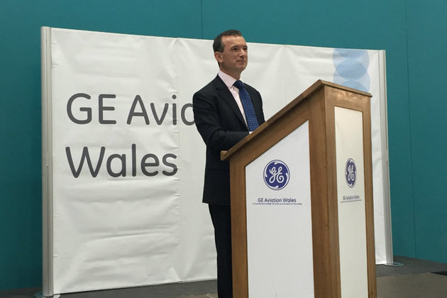 Alun Cairns speaking at GE Aviation