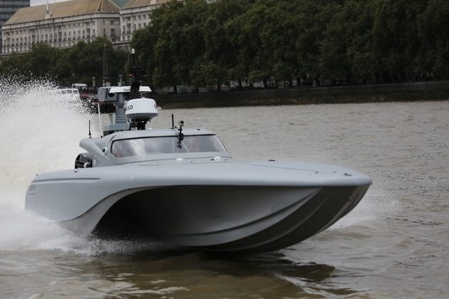Bladerunner prototype testing on the Thames