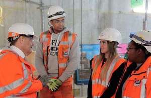 John Hayes MP visits Crossrail Liverpool Street site to meet apprentices.