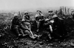 Black and white picture of a group of soldiers