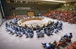 A wide view of the Security Council meeting on the situation in Bosnia and Herzegovina.