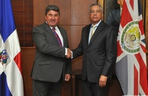 Acuerdo firmado con Ministerio de Hacienda para accesar hasta £500 millones