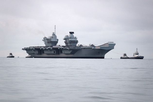 HMS Queen Elizabeth enters Portsmouth for the first time