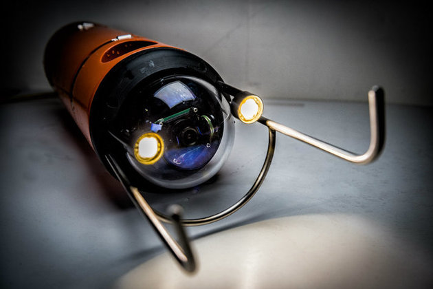 The Avexis robot offers the ability to ‘see’ inside the silo via cameras attached to its body.