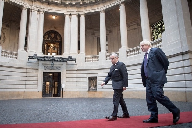 Foreign Secretary holds talks with Argentine Government