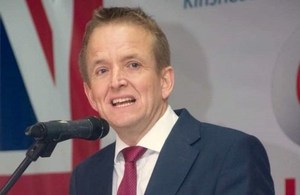 John Murton, British Ambassador to DRC, delivering his speech.