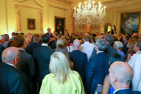 PM speaks to NHS workers and volunteers