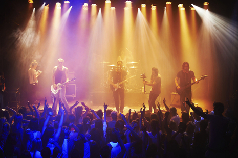 a picture of a crowd at an event