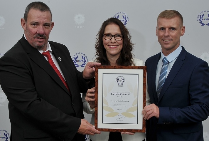 LLWR staff collecting RoSPA Award 2018