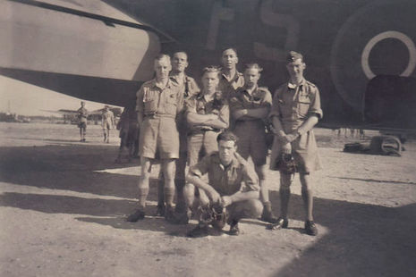 The 7 crewman, Family Copyright, all rights reserved