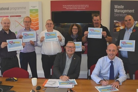 LLWR Lead Team sign Pledge Cards