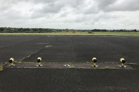 Aircraft Accident Report AAR 2/2018 - C-FWGH, Runway Lights