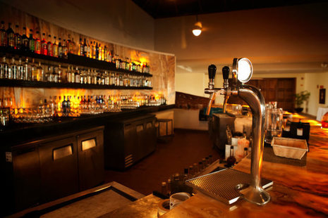 A picture of a retail bar.