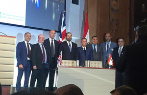 Deal signing between MEA and Rolls Royce in London
