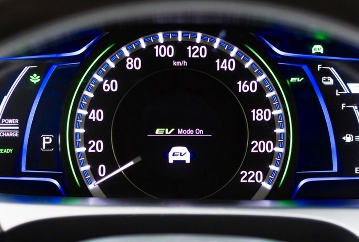 Electrical vehicle mode turned on in hybrid car