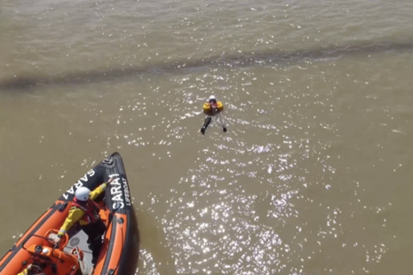 Picture of a lifeboat in action.