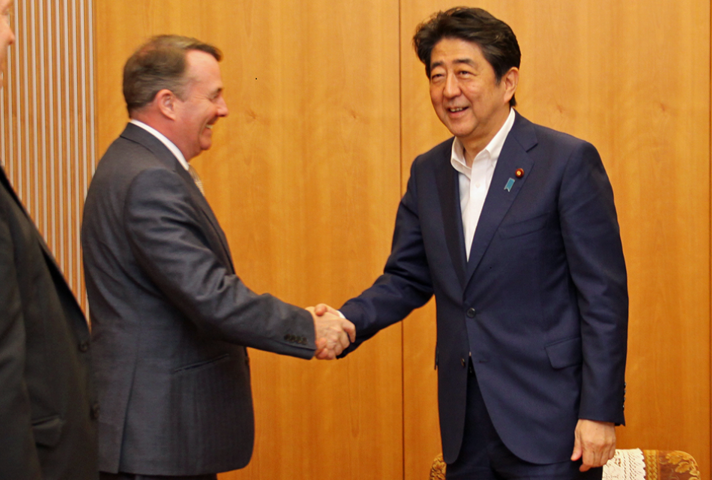 Secretary of State Liam Fox MP meeting Japanese Prime Minister Shinzo Abe in August 2018