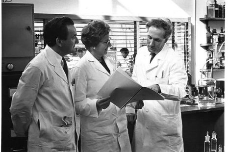 Joan Davena Peden in the laboratory