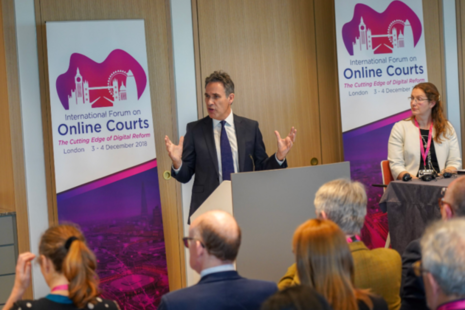 Image of Richard Susskind and Susan Acland-Hood presenting