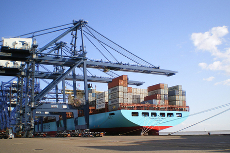 Picture of a shipping in a port.