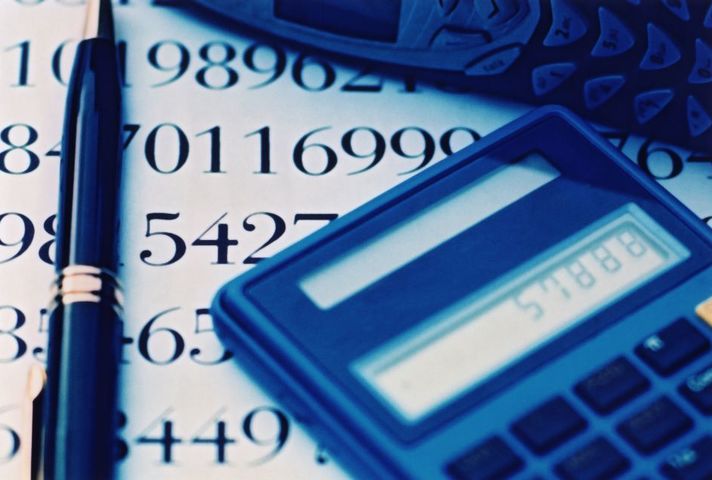 Calculator, numbers & pen