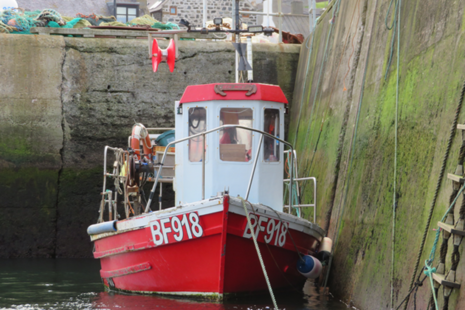Creel boat Sea Mist in harbour