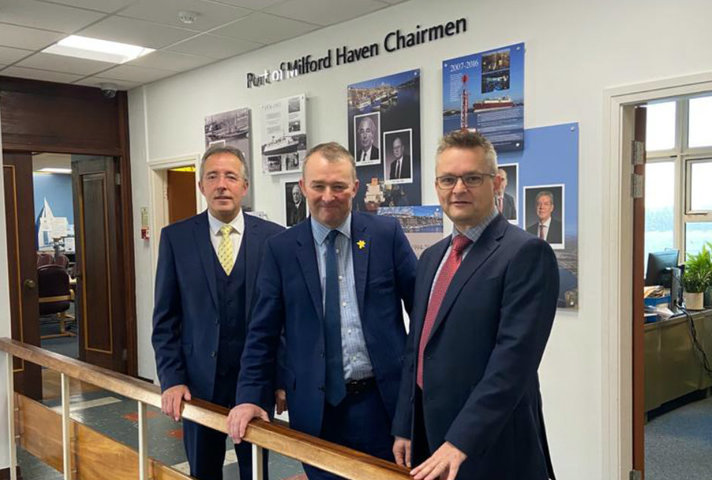 From L-R Chris Martin (Chairman MHPA), Welsh Secretary Simon Hart and Andy Jones (CEO MHPA)