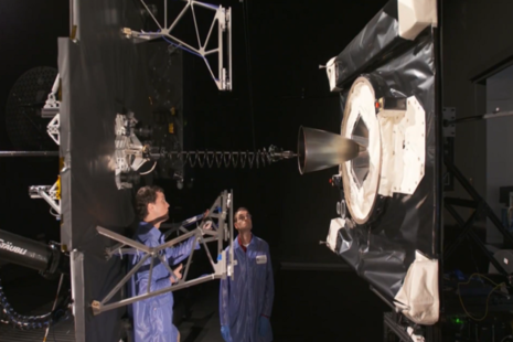 Laboratory testing of docking manoeuvre