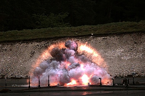 Explosion