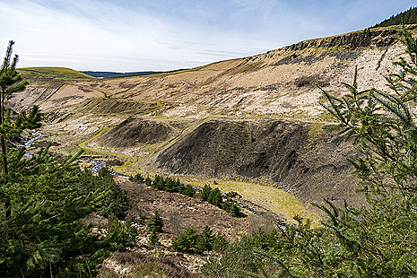The Coal Authority is to coordinate tip safety work in Wales.