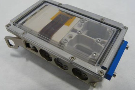 Biomining apparatus