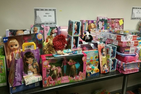 Christmas present donations