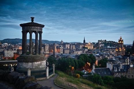 Edinburgh skyline at night