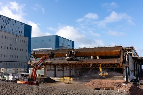 Demolition of a building