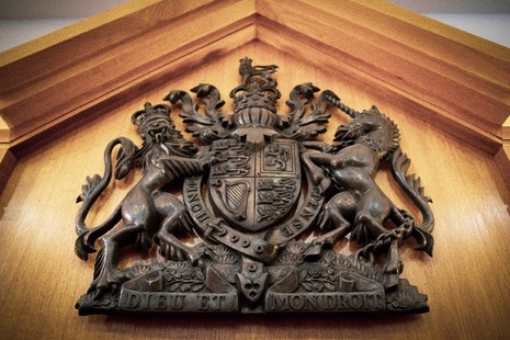 Lion and unicorn court signage