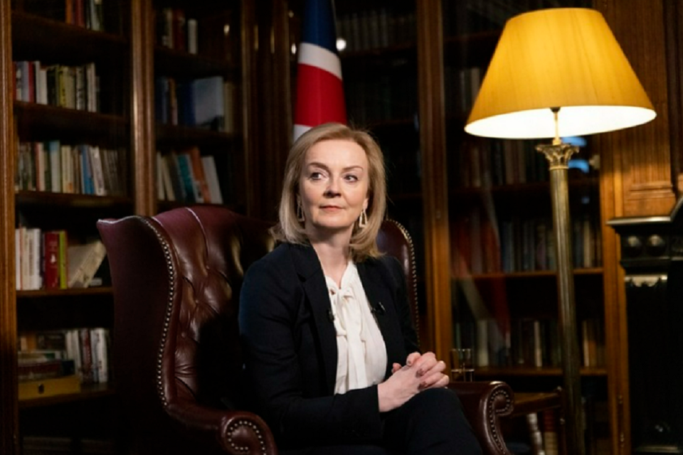 Going deeper and broader to ensure Putin fails: article by Liz Truss -  