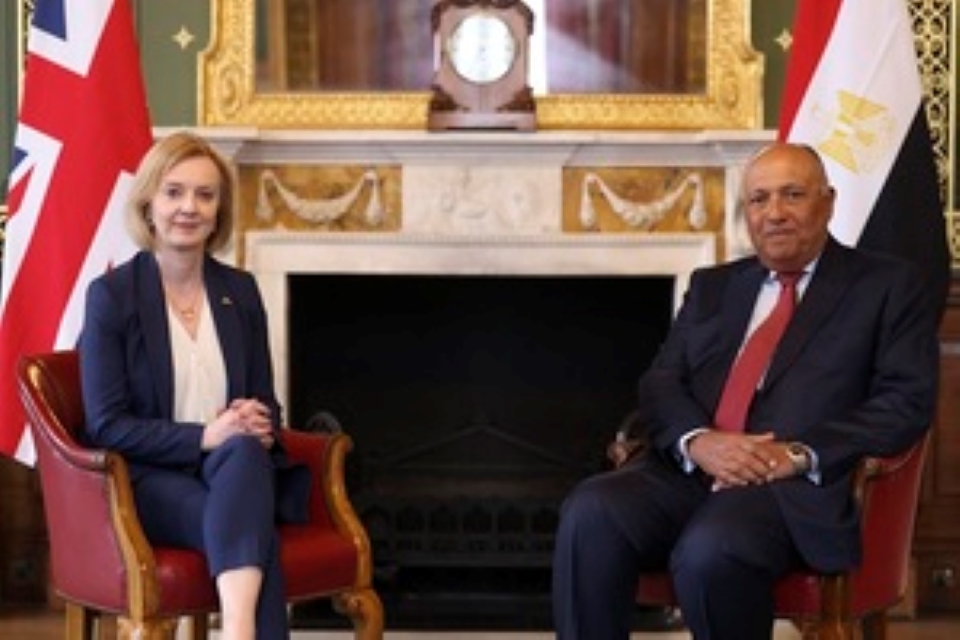 Министр иностранных дел встретилась со своим египетским коллегой Самехом Шукри на первом заседании Совета ассоциации Великобритании и Египта.