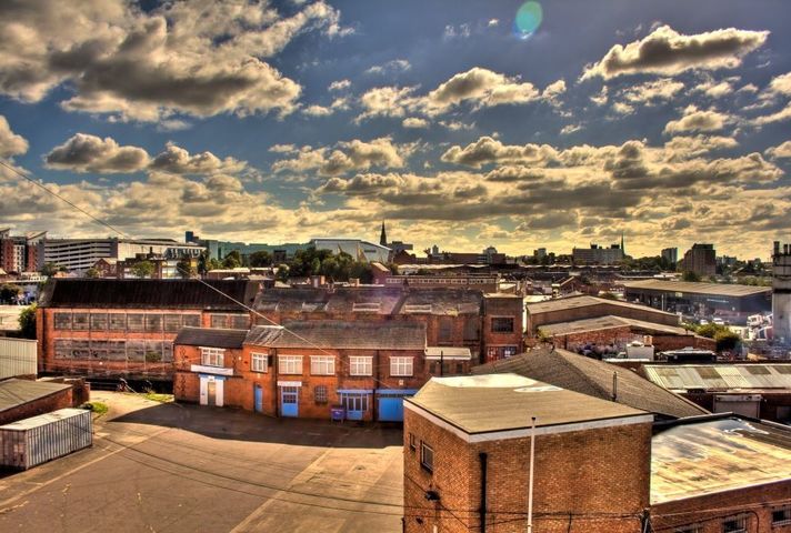 Image of industrial buildings in Leicester. https://www.flickr.com/people/nootch/. Used under Creative Commons Attribution-NonCommercial-NoDerivs.