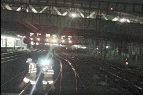 Forward facing CCTV showing the track workers moving clear of the train (courtesy of Great Western Railway)