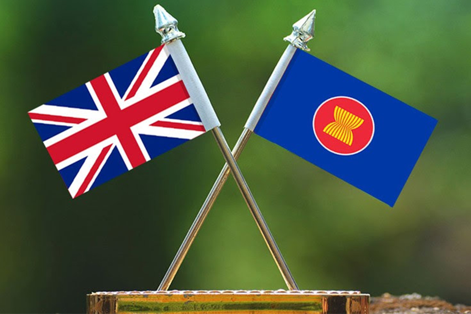 UK - ASEAN flags