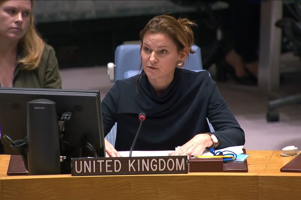 Элис Джейкобс, заместитель политического координатора ООН от Великобритании, выступает в Совете Безопасности