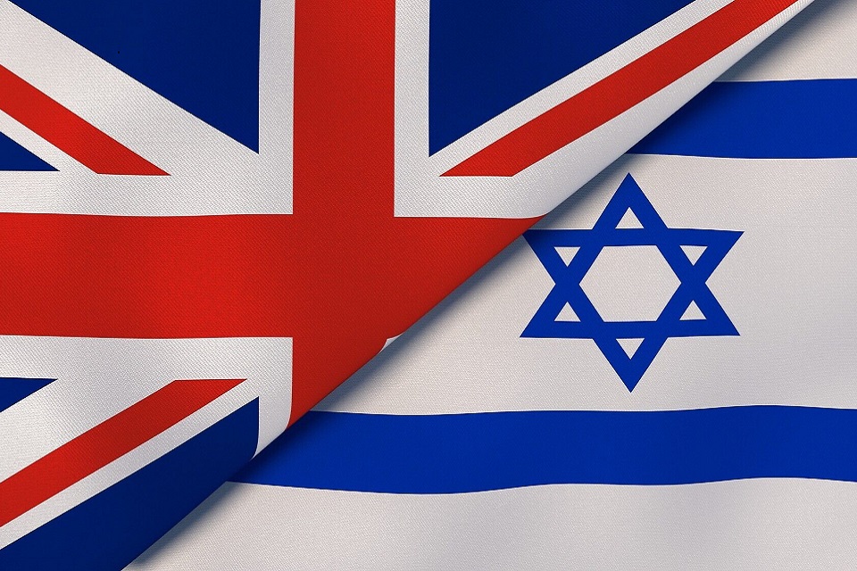 Флаги Великобритании и Израиля