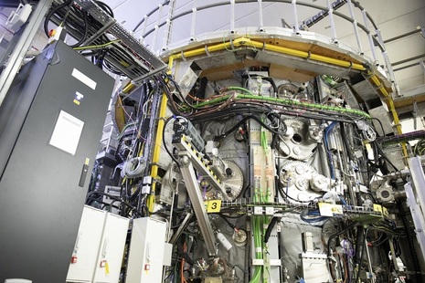 MAST-U - a fusion energy machine at UKAEA's Culham site (Credit SMD photography)
