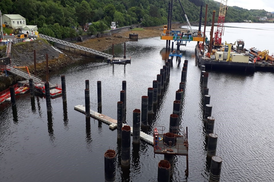 jetty head piles to support a reinforced concrete deck for the new jetty.